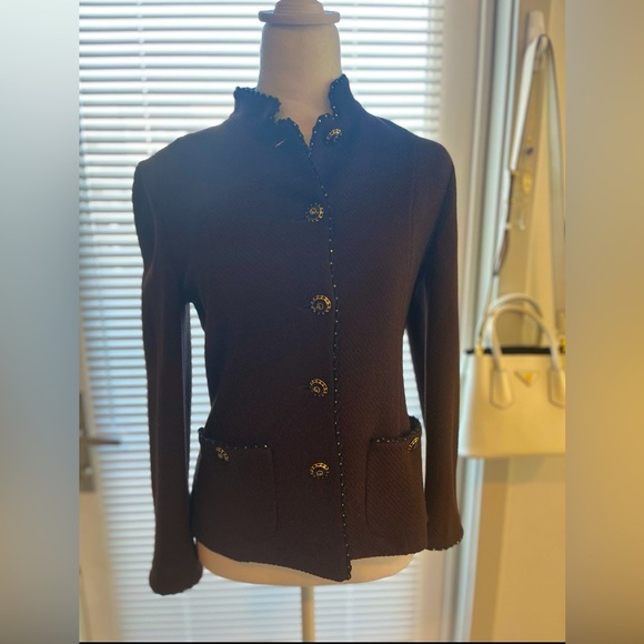 St. John Collection Tweed Blazer. In MINT condition. - Picture 2 of 8